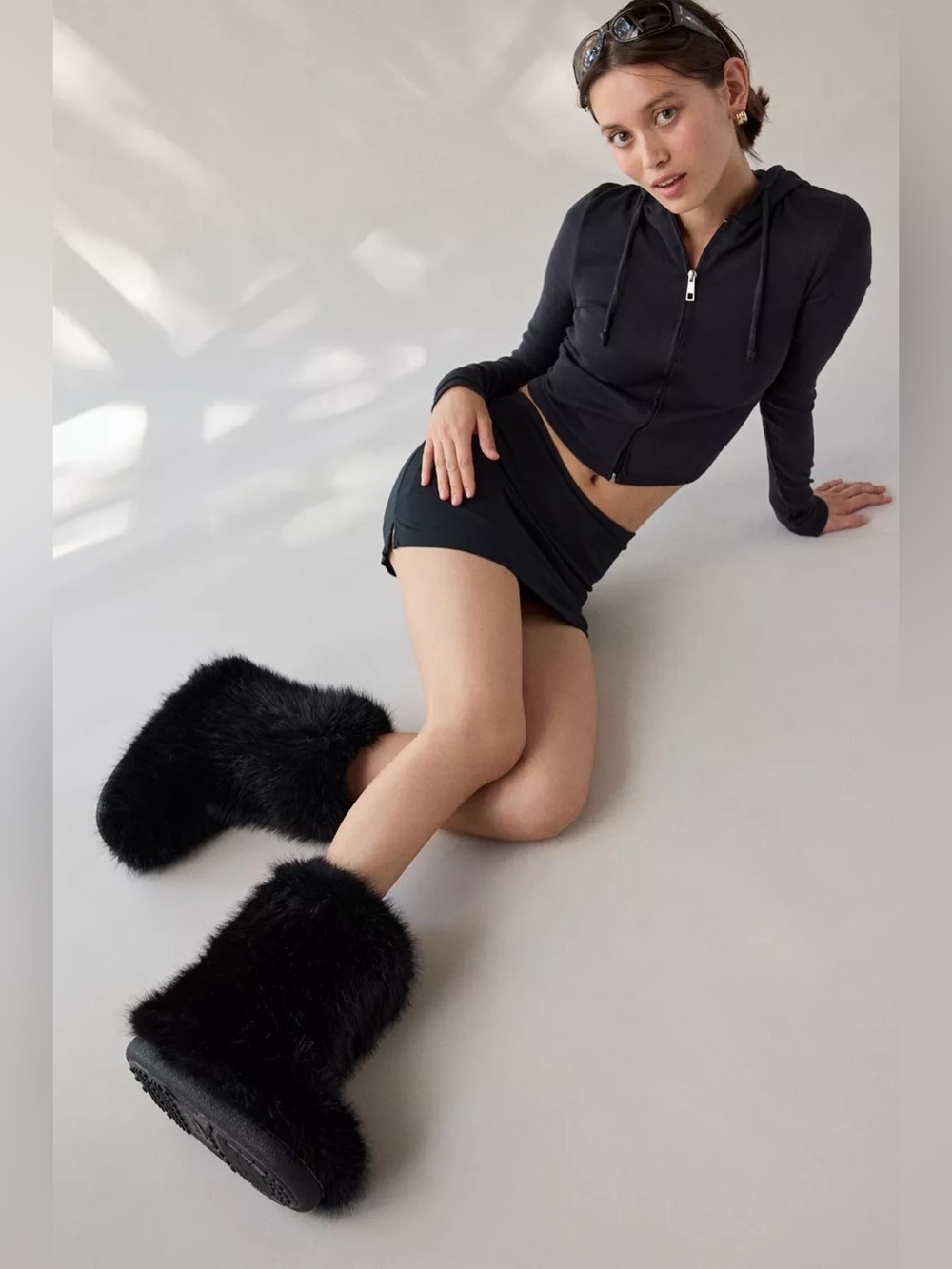 Azalea Wang Dipa Faux Fur Boots Black BNWOT 8